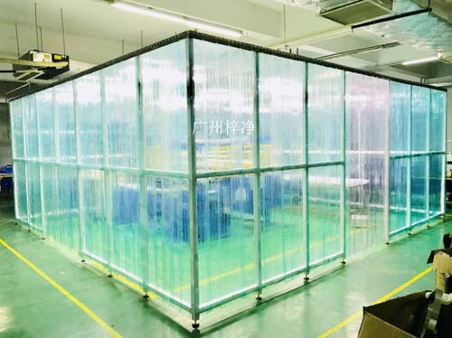 千級(jí)潔凈棚安裝調(diào)試中 千級(jí)潔凈棚安裝調(diào)試中