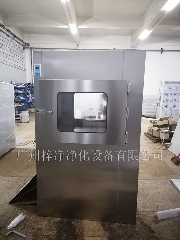 風(fēng)淋傳遞窗是潔凈室中常用的設(shè)備 風(fēng)淋傳遞窗是潔凈室中常用的設(shè)備