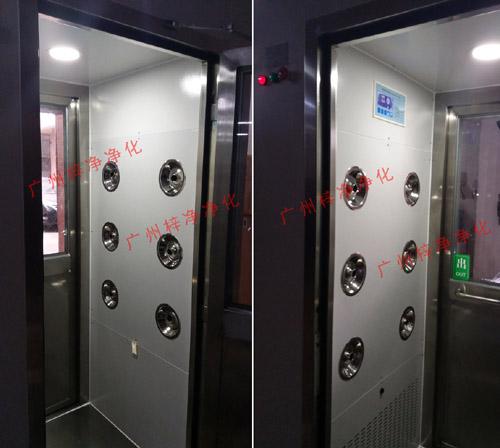 單人雙吹風淋室安裝后工作區照片 單人雙吹風淋室安裝后工作區照片